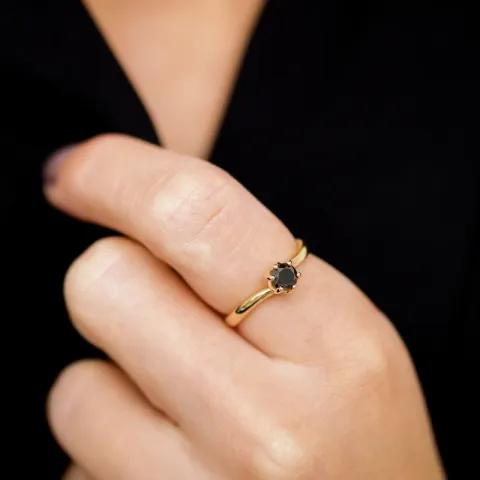 Elegant schwarz Diamant Solitärring in 9 Karat Gold 0,52 ct