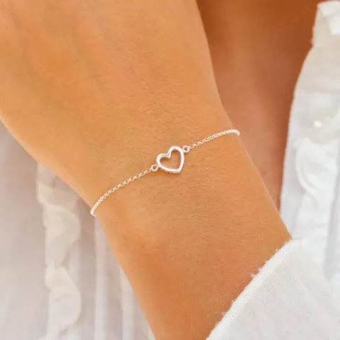 Elegant Herz Armband aus Silber