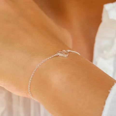 Elegant Herz Armband aus Silber